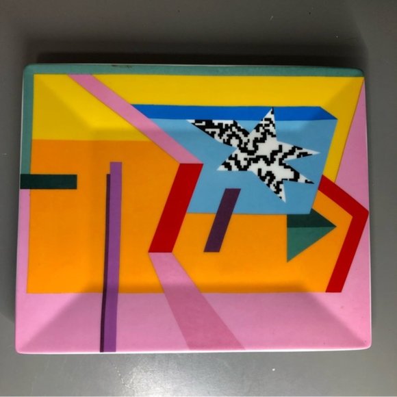 SUPREME (NYC) x ALESSANDRO MENDINI MILANO CERAMIC TRAY SET (2.PCS SET) - Picture 4 of 9